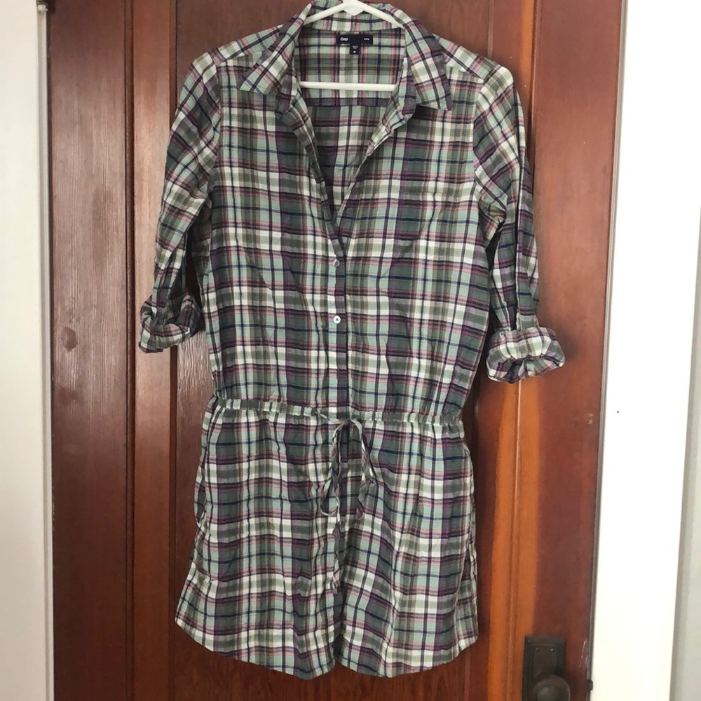 Lightweight tunic length shirt